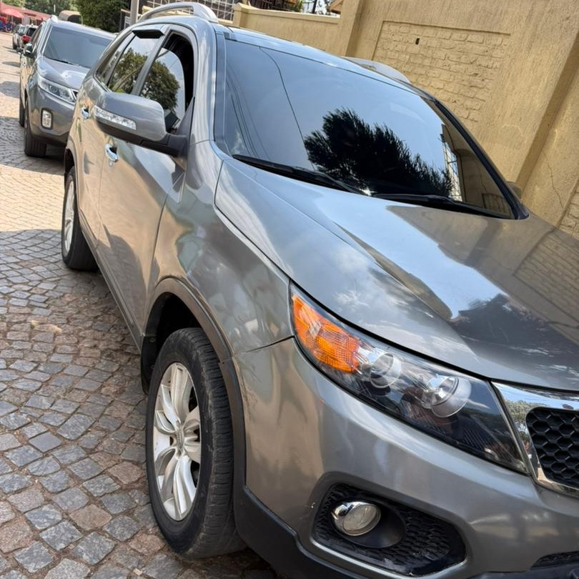 KIA Sorento 2011 for sale 12,000,000 RWF